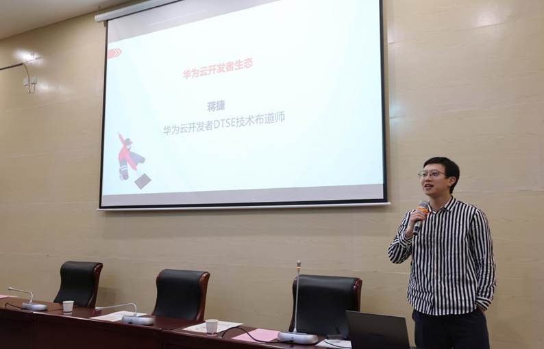 retouch_2024112916414037 retouch_2024112916414037